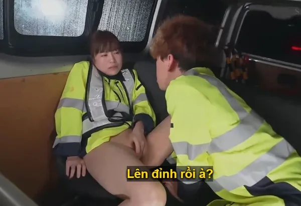 hình sex chung hân đồng Người vợ đi làm kiếm thêm phụ người chồng rồi lại rung động với cậu trai trẻ vì thiếu thốn